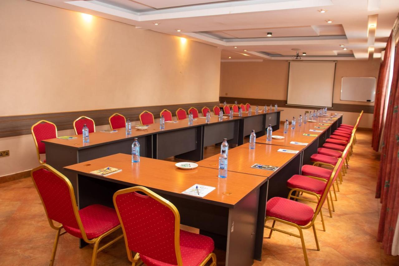 Hotel Waterbuck Nakuru Dış mekan fotoğraf