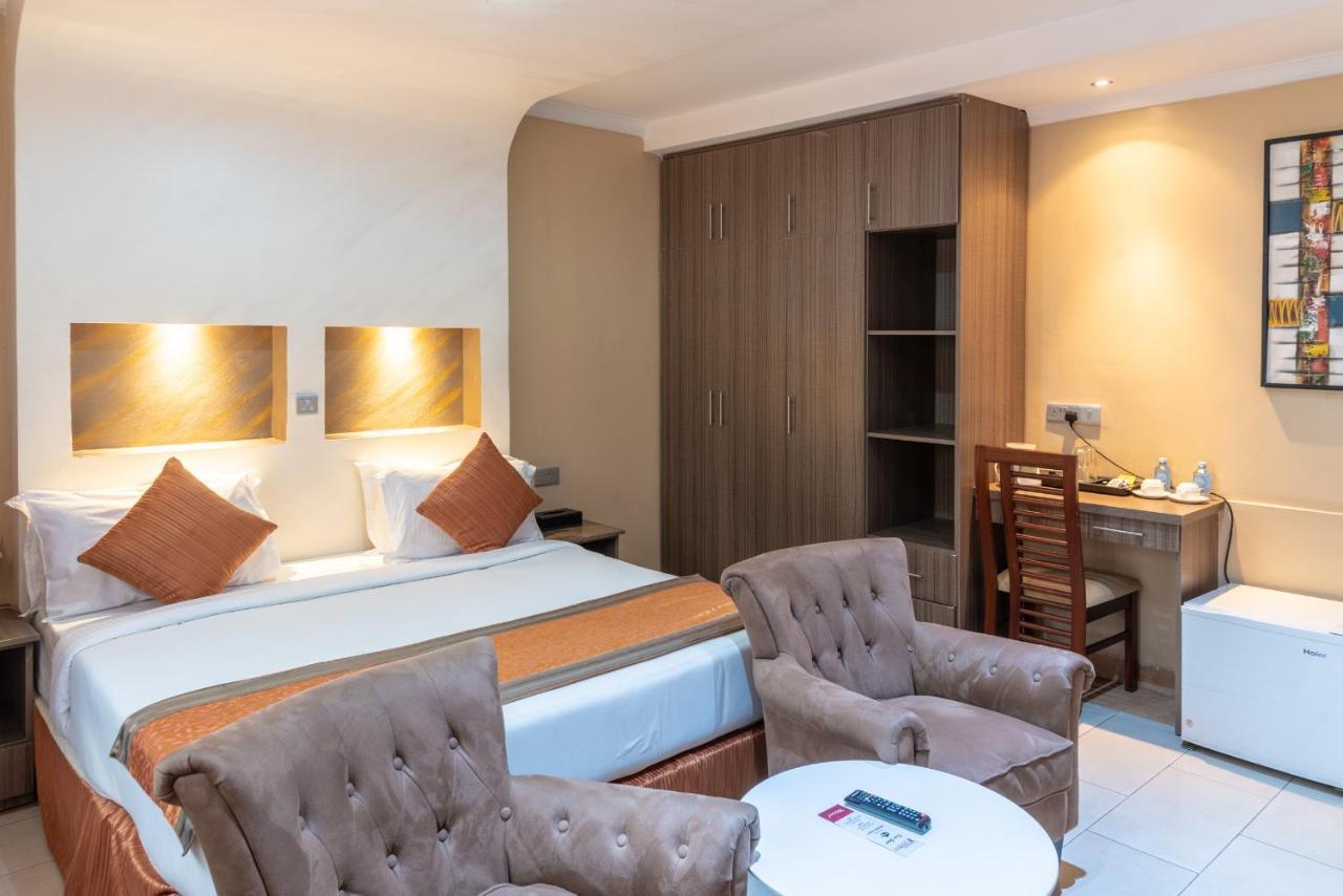 Hotel Waterbuck Nakuru Dış mekan fotoğraf
