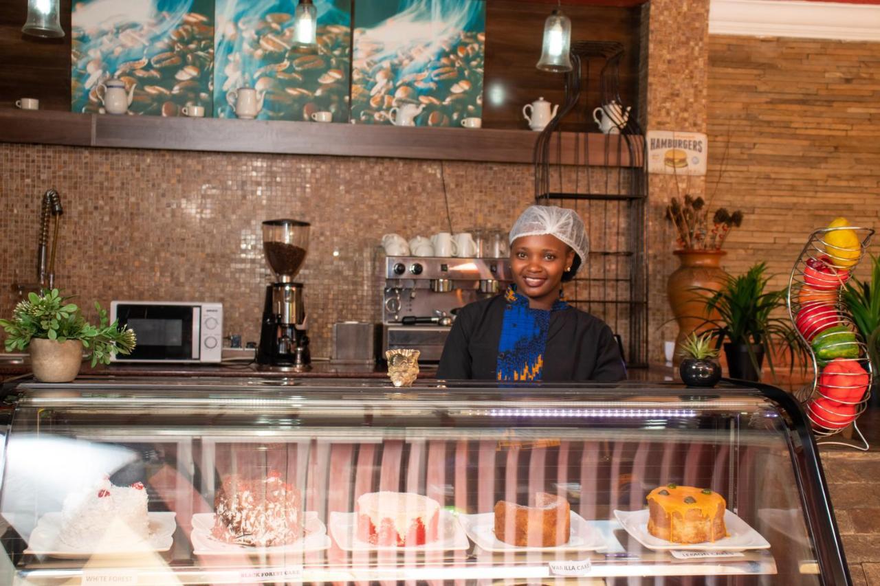 Hotel Waterbuck Nakuru Dış mekan fotoğraf